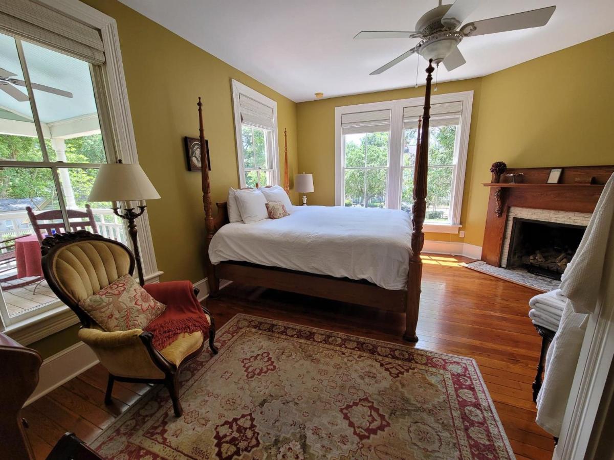 The Camellia Rose Inn- King Room- Inspiration Gainesville Exterior foto